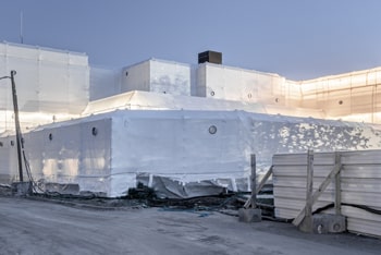 Série Pavillon 12, sur les derniers mois et la démolition du Centre Hospitalier Régional Clémenceau à Caen