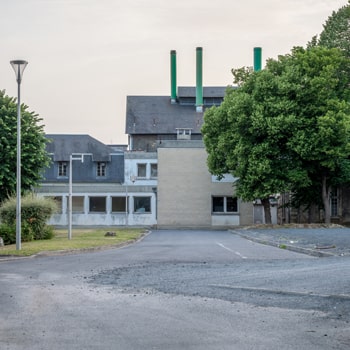 Série Pavillon 12, sur les derniers mois et la démolition du Centre Hospitalier Régional Clémenceau à Caen